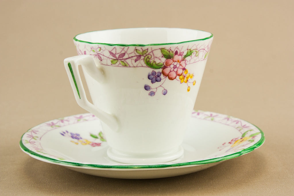 Bone china Art Deco teacup