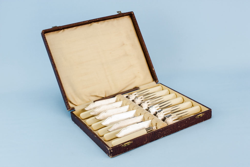 Dessert cutlery set for 6