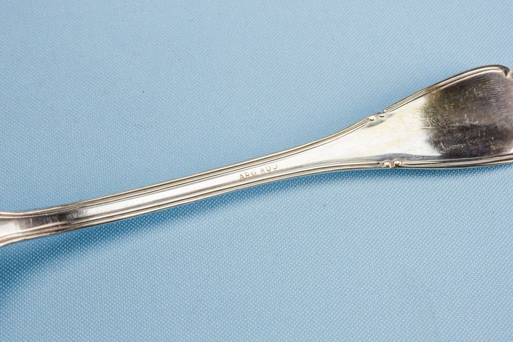 4 dessert forks