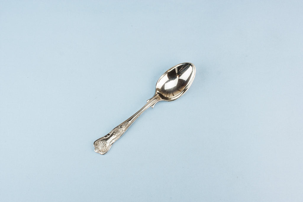 6 small dessert spoons