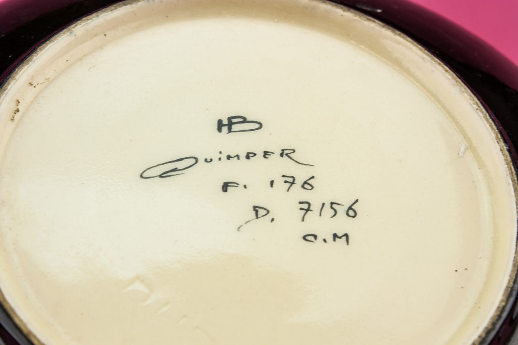 Retro pottery serving bowl