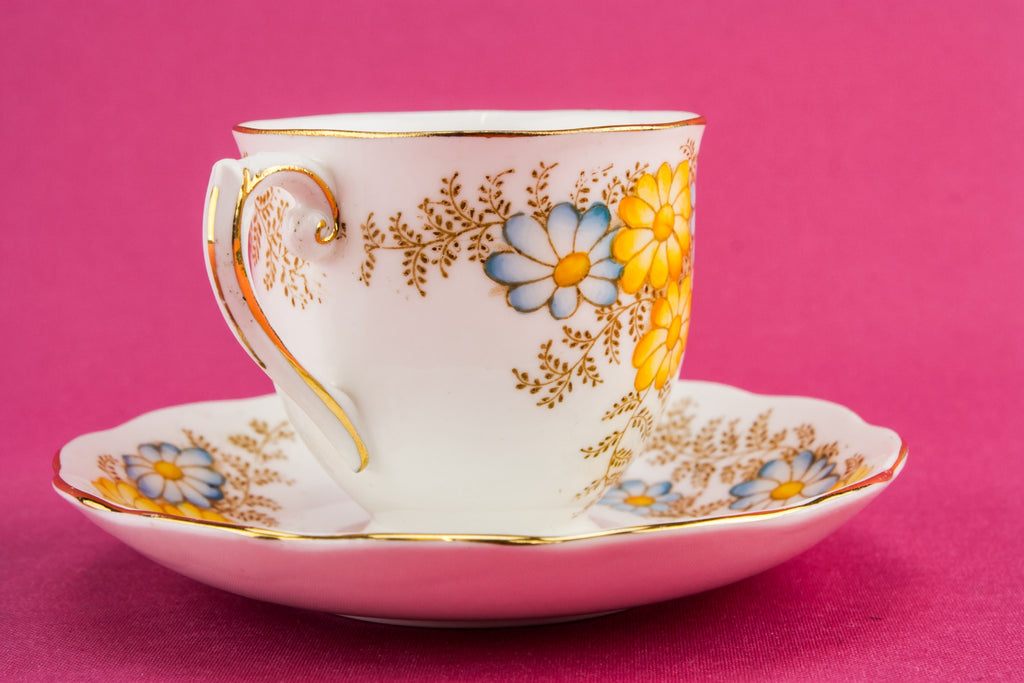Bone china Roslyn teacup