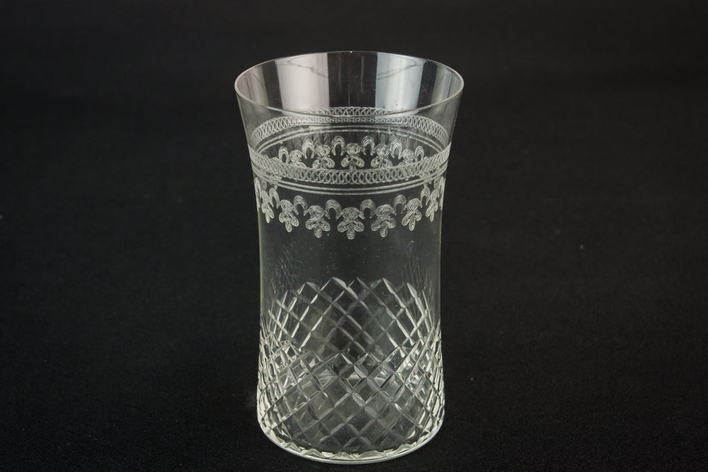 Medium whisky glass