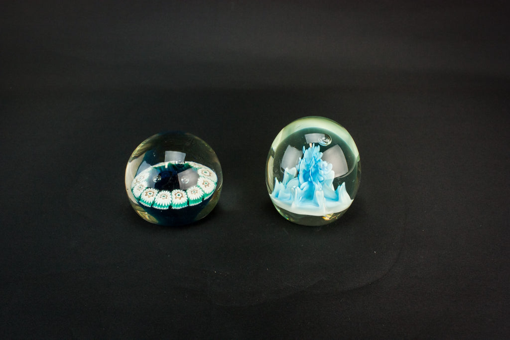 2 Murano glass paperweights