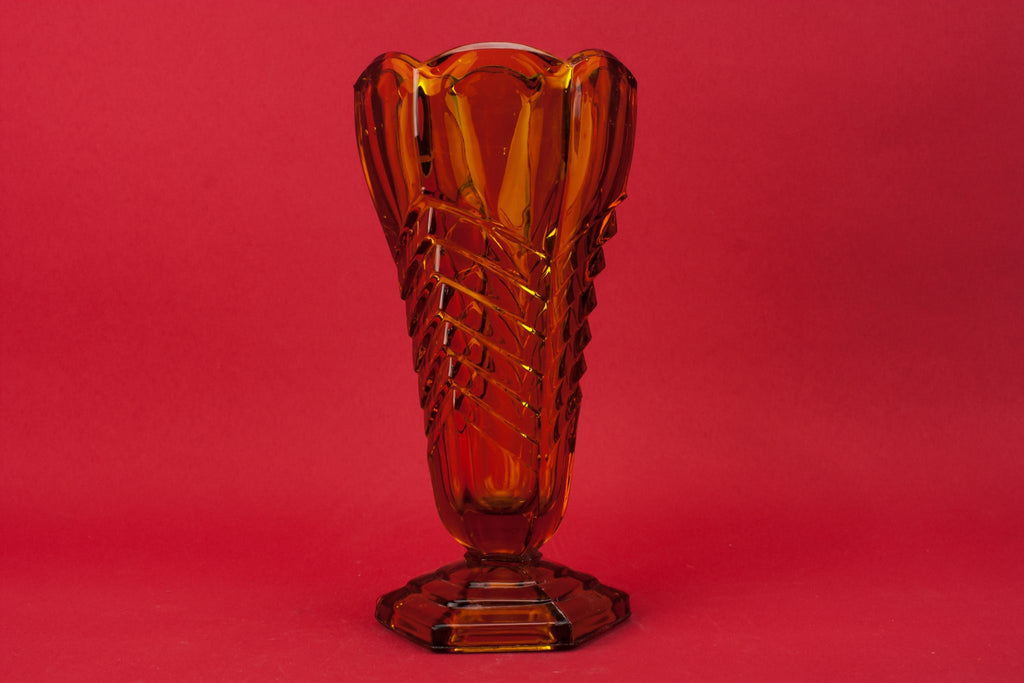 Medium tapered vase