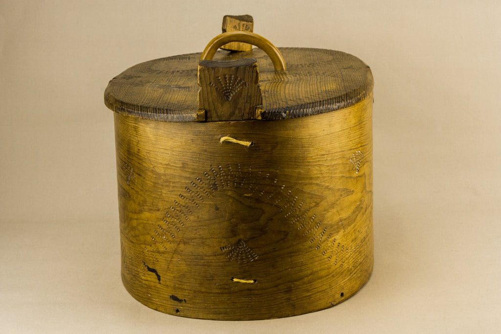 Large oval box