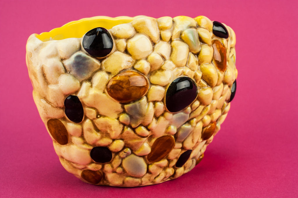 Pebble pottery bowl