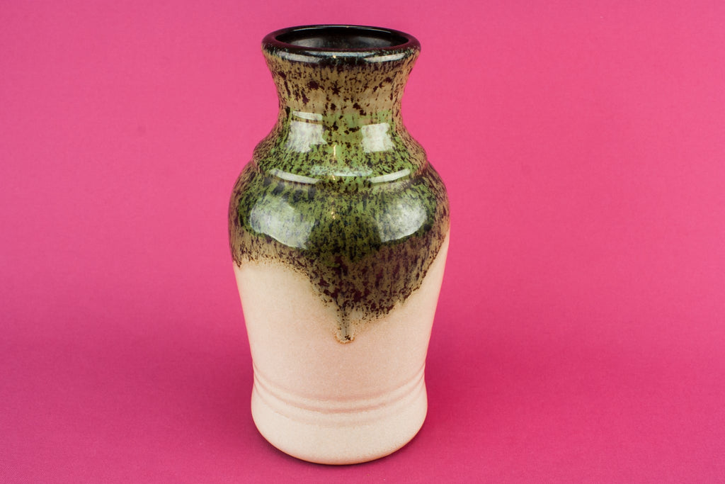 Mottled lava vase