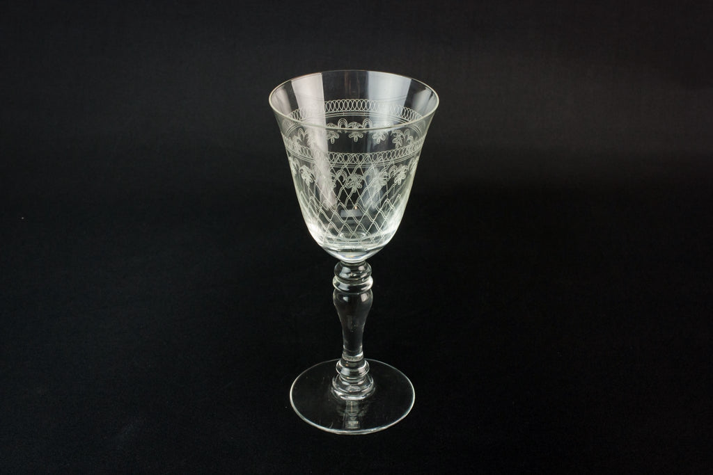6 medium wine glasses