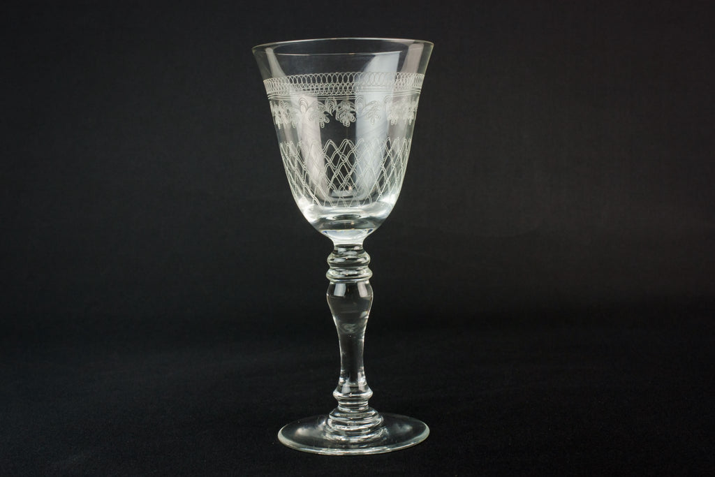 6 medium wine glasses