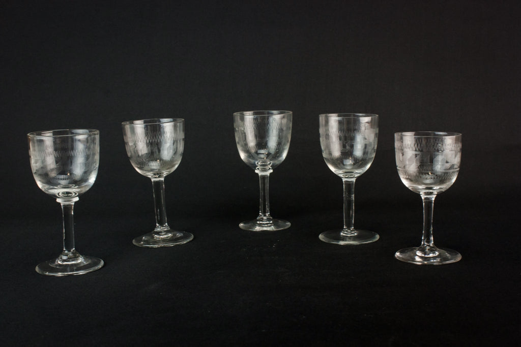 5 engraved port glasses