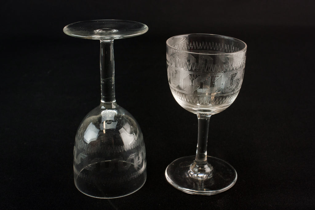 5 engraved port glasses
