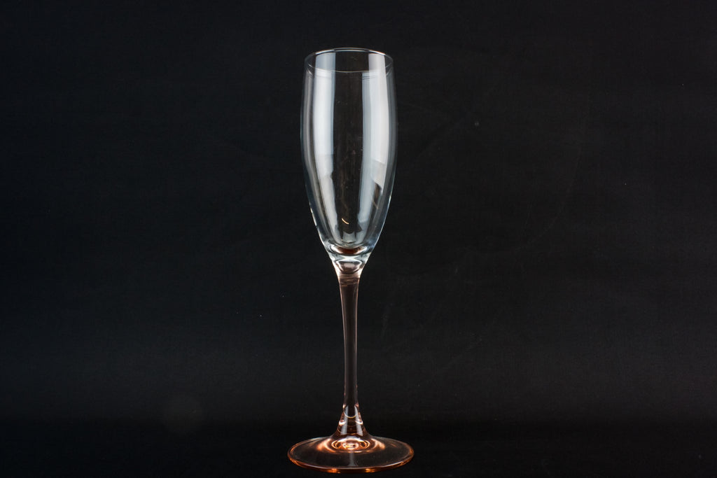 8 large champagne flutes