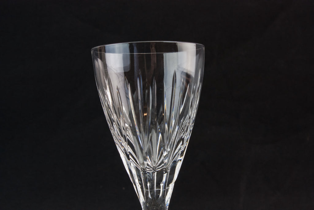 Medium wine glass