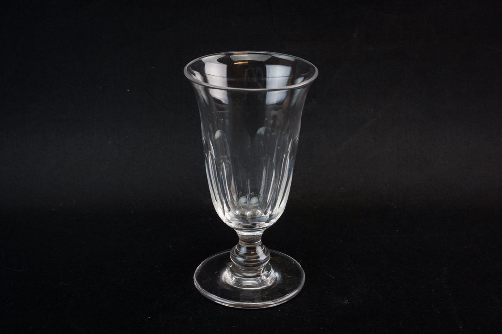 2 dessert wine glasses