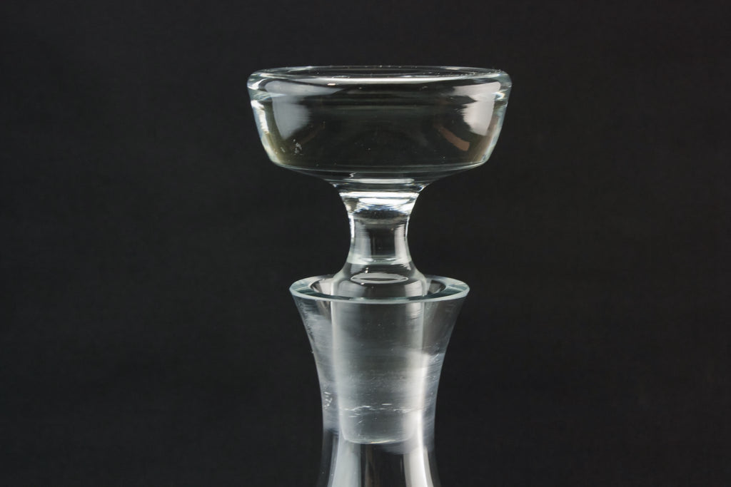 Wine moulded glass decanter