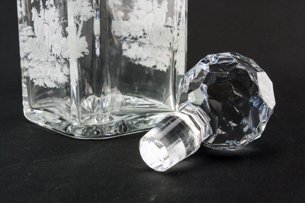 Moulded glass square decanter
