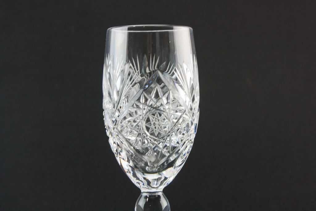 2 stem wine glasses