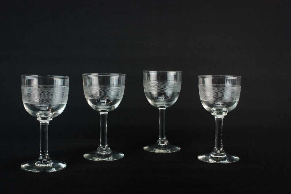 4 engraved port glasses