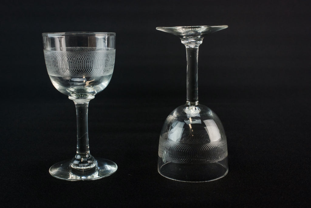 4 engraved port glasses