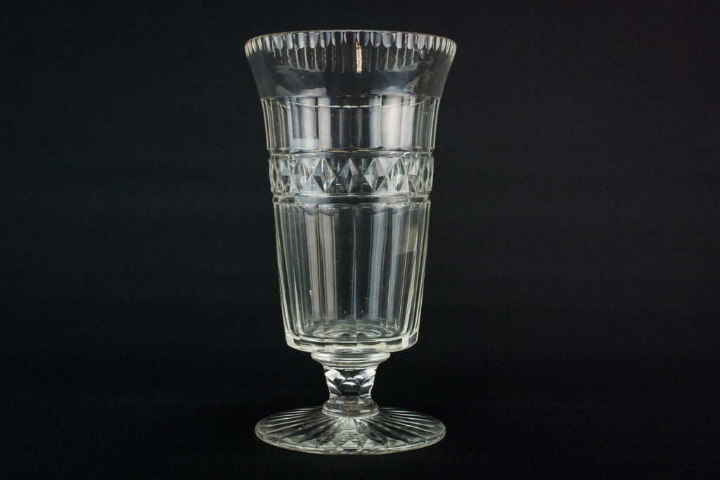Medium glass vase