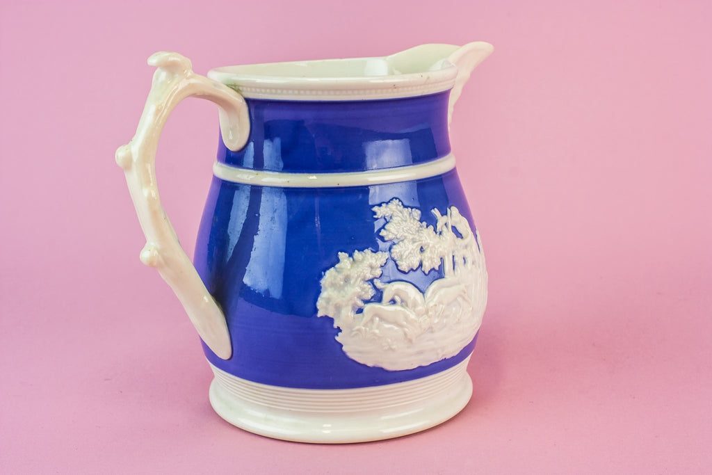 Blue hunting jug