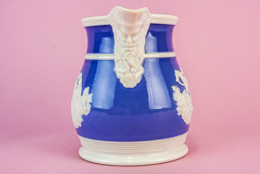 Blue hunting jug