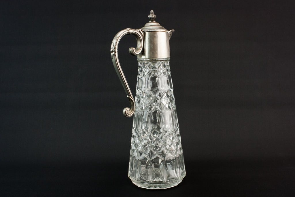 Tapered moulded glass carafe