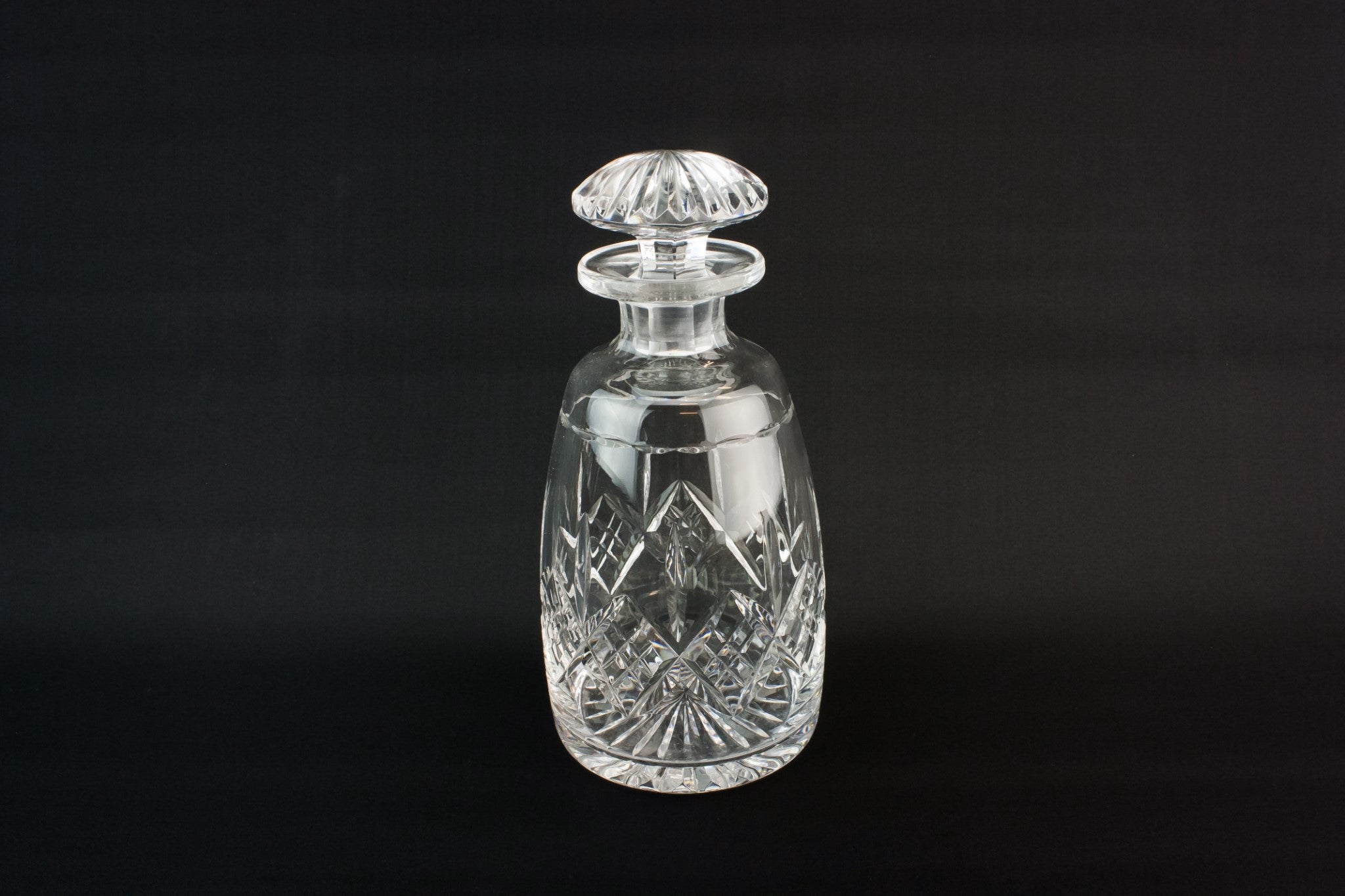価格改定値下げ！CRYSTAL DECANTER Viski Faceted Whiskey Crystal Decanter – DECANTERS HUB