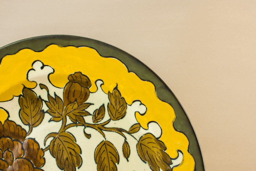 Gouda pottery serving dish