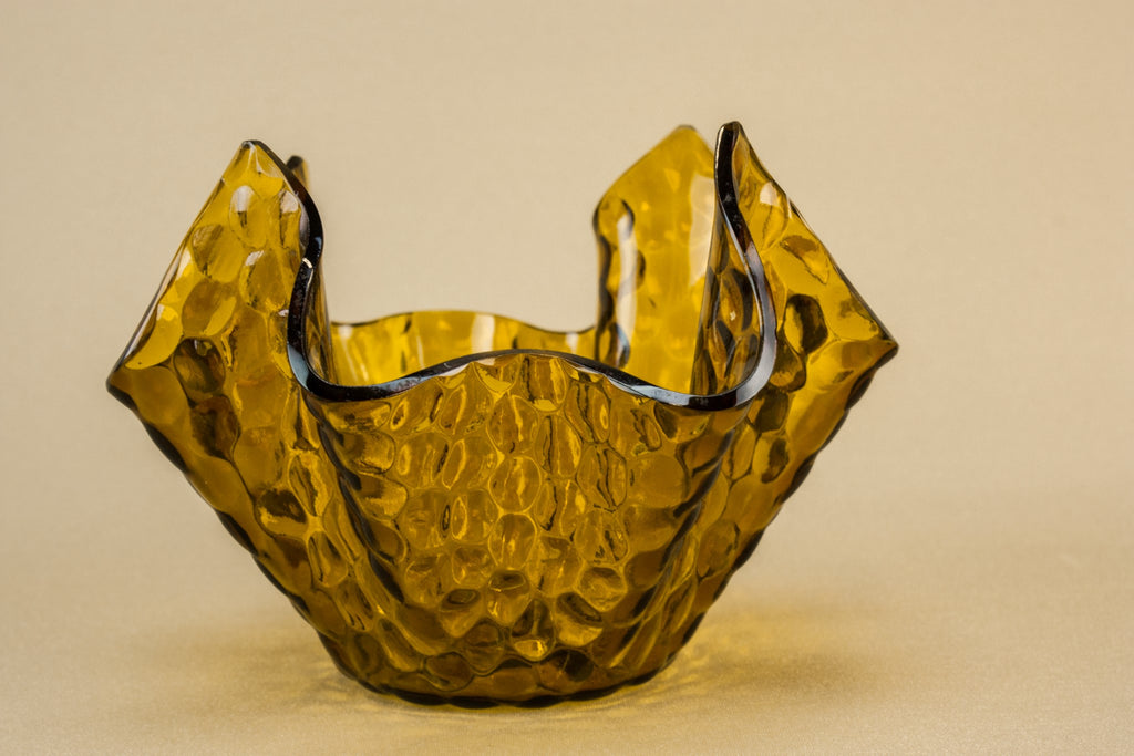 Handkerchief glass bowl