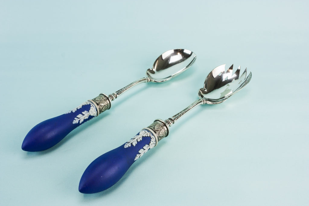 Salad bowl & serving spoons