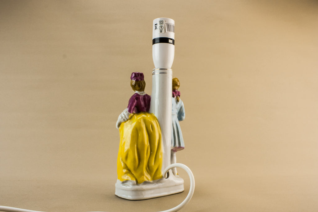 Porcelain lamp