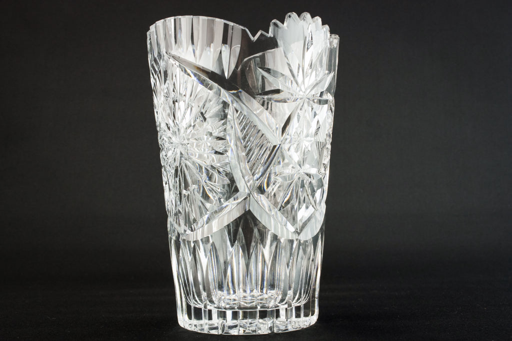 Medium glass vase