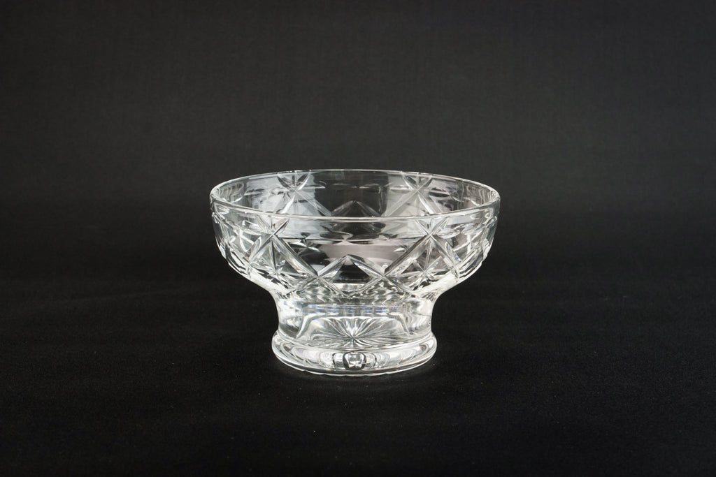 4 glass dessert bowls