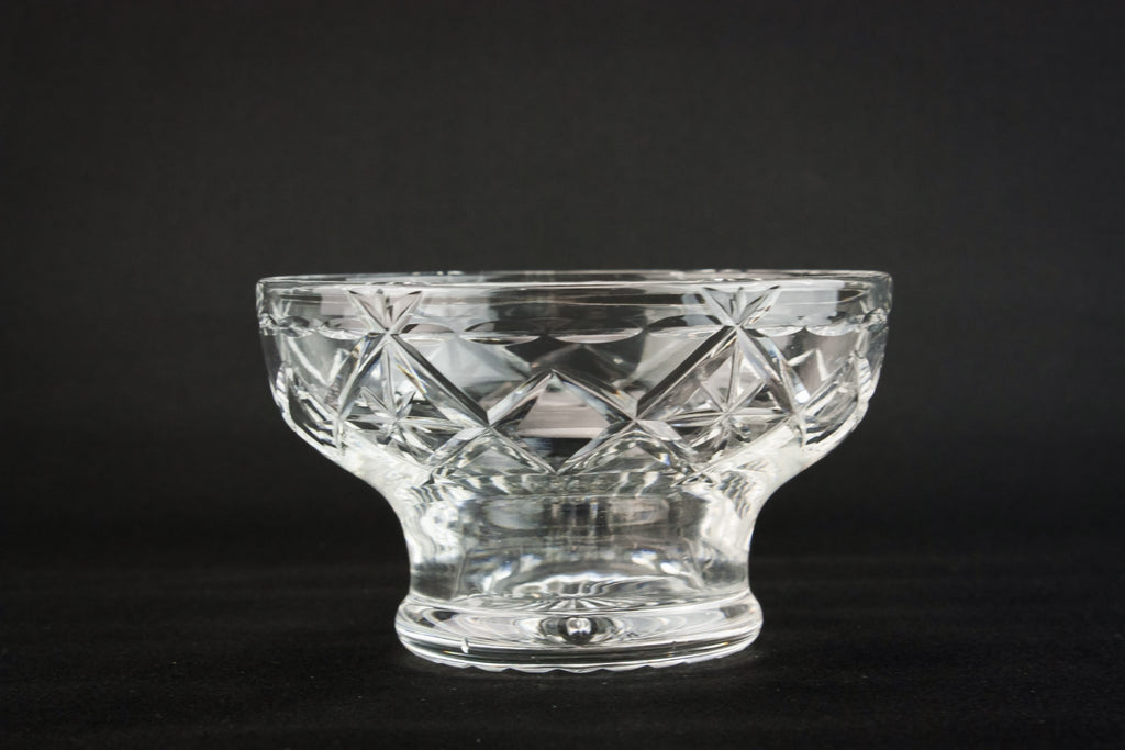 4 glass dessert bowls