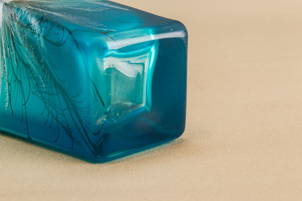Medium glass vase