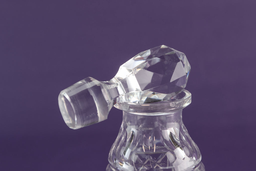 Glass oil bottle
