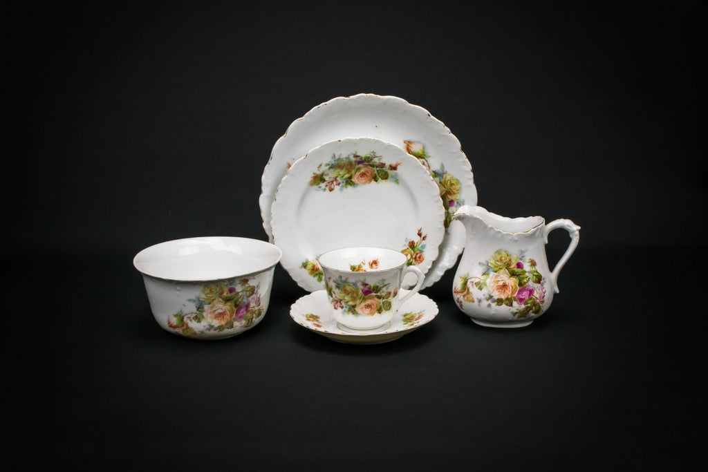 Porcelain Roses tea set for 6, German 1930s