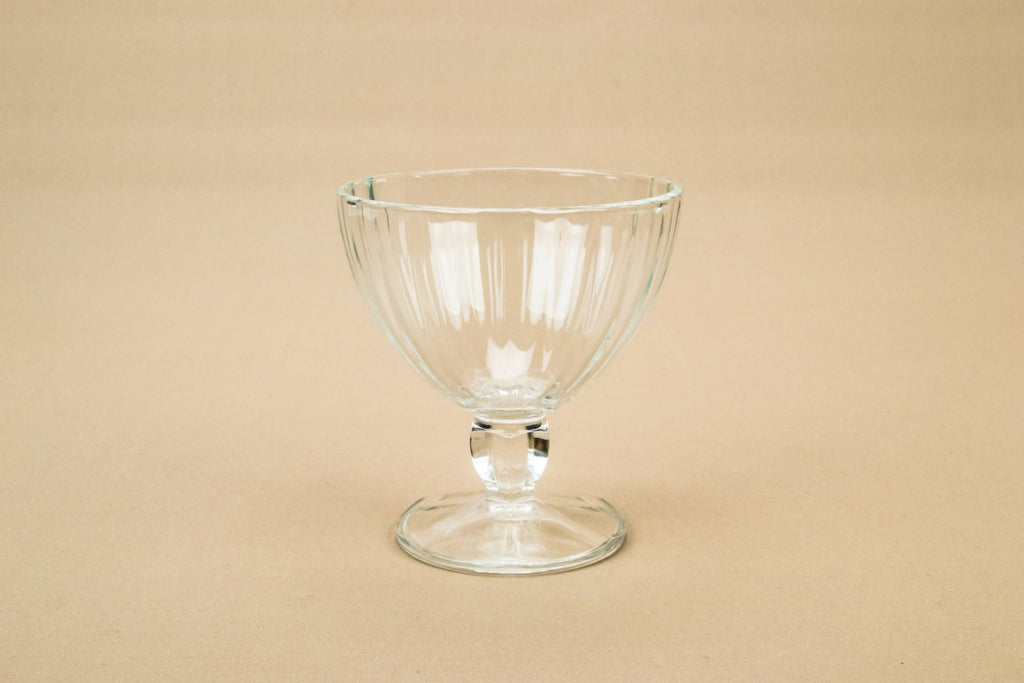 4 glass champagne saucers