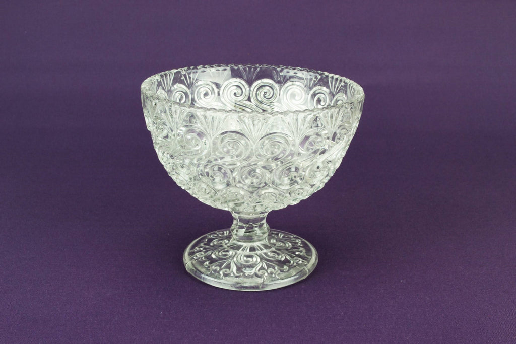 Glass serving stem bowl