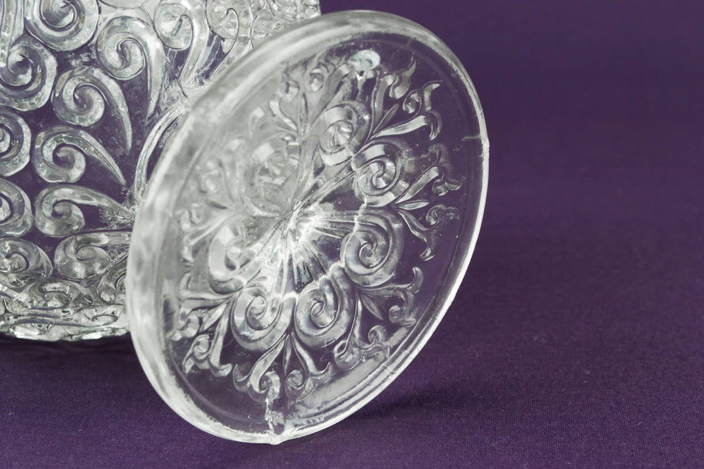 Glass serving stem bowl