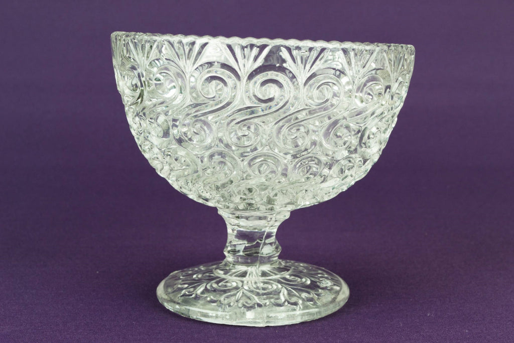 Glass serving stem bowl