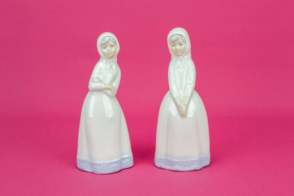 2 porcelain girl figures