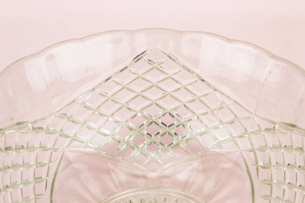Glass serving bowl