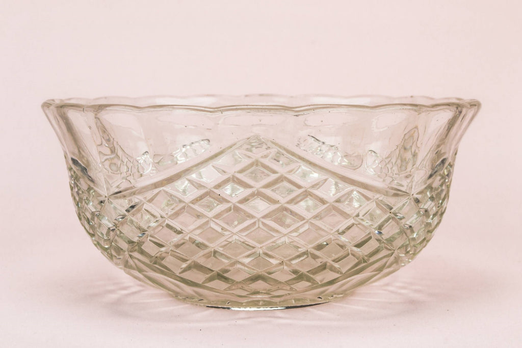 Glass serving bowl