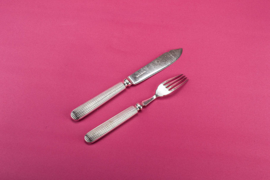 Cutlery set for six