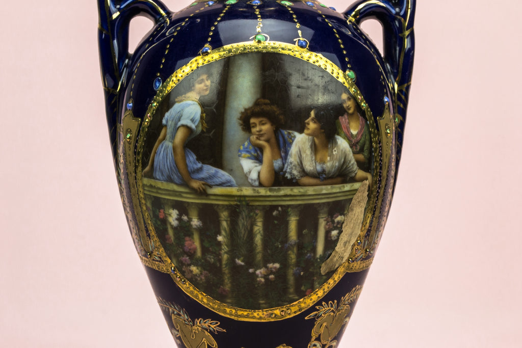 Flow blue flower vase