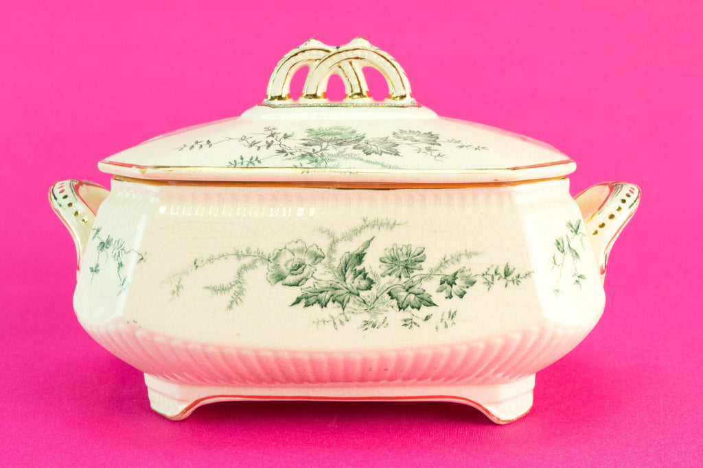 Small Aesthetic Movement serving bowl, 1880s