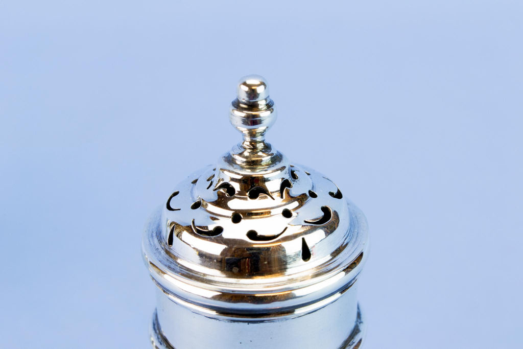 Art Nouveau sterling silver salt and pepper set, 1909
